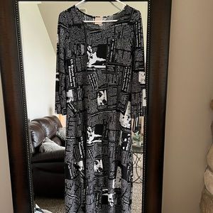 Black and White Maxi Dress